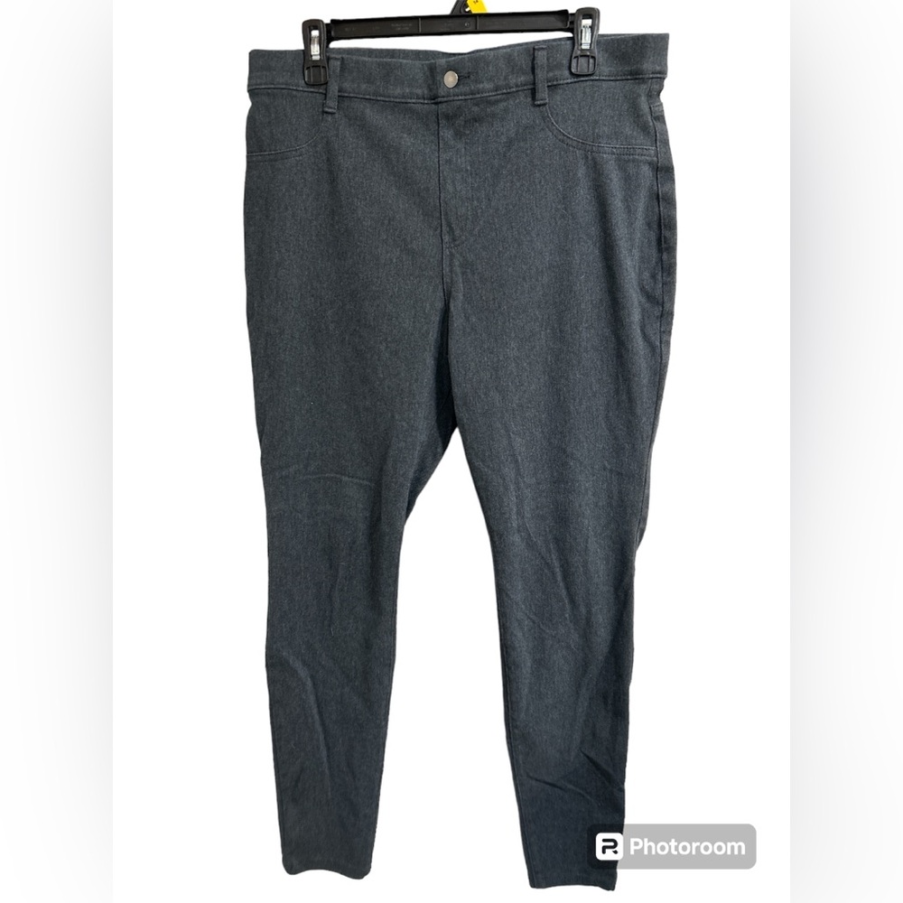 Time and Tru Jegging Pant